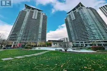 33 Elm Drive Unit# 305, Mississauga (City Centre), Ontario L5B4M2, 1 Bedroom Bedrooms, ,1 BathroomBathrooms,Condo,For Sale,Elm,W10404938