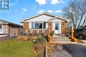 11 THORNCLIFF Drive Unit# Basement, St. Catharines (456 - Oakdale), Ontario L2P3N2, 2 Bedrooms Bedrooms, ,1 BathroomBathrooms,All Houses,For Rent,THORNCLIFF,X10413668