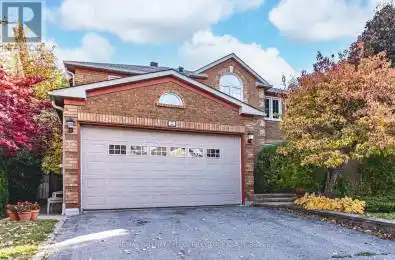 25 Grand Forest Drive Barrie (Bayshore) Ontario L4N7E8