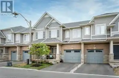 120 DUNROBIN Lane Grimsby Ontario L3M0H4