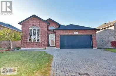 1248 IMPERIAL Crescent Windsor Ontario N9G2T5