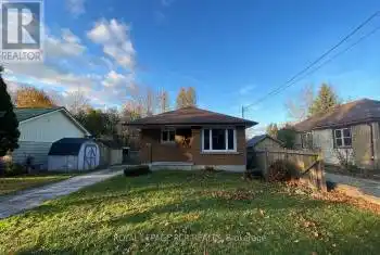 565 Waterloo Street, Wellington North (Mount Forest), Ontario N0G2L3, 3 Bedrooms Bedrooms, ,2 BathroomsBathrooms,All Houses,For Sale,Waterloo,X10406302