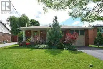 43 Fleetwell Crt Court Unit# Bsmnt, Toronto (Willowdale West), Ontario M2R1L4, 2 Bedrooms Bedrooms, ,1 BathroomBathrooms,All Houses,For Rent,Fleetwell Crt,C10406479