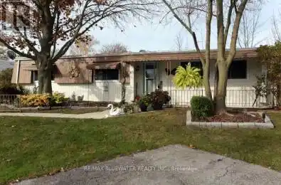 83 Dunes Drive Lambton Shores (Grand Bend) Ontario N0M1T0