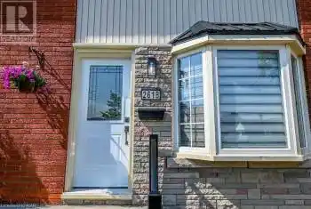 261 SCOTT Street Unit# B, St. Catharines (442 - Vine/Linwell), Ontario L2N1H9, 2 Bedrooms Bedrooms, ,2 BathroomsBathrooms,All Houses,For Sale,SCOTT,X10413251