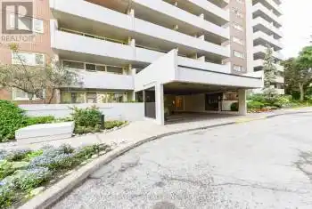 240 Scarlett Road Unit# 1304, Toronto (Rockcliffe-Smythe), Ontario M6N4X4, 3 Bedrooms Bedrooms, ,2 BathroomsBathrooms,Condo,For Sale,Scarlett,W10408084