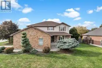 137 SEYMOUR Court, Lakeshore, Ontario N0R1A0, 5 Bedrooms Bedrooms, ,4 BathroomsBathrooms,All Houses,For Sale,SEYMOUR,24026991