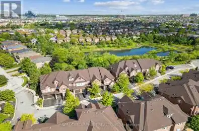 300 Ravineview Way Unit# 44 Oakville (Iroquois Ridge North) Ontario L6