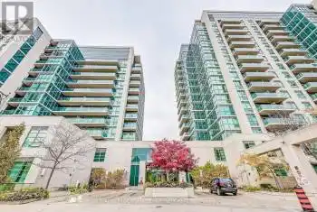 35 Brian Peck Crescent Unit# 807, Toronto (Leaside), Ontario M4G0A5, 3 Bedrooms Bedrooms, ,2 BathroomsBathrooms,Condo,For Sale,Brian Peck,C10407825