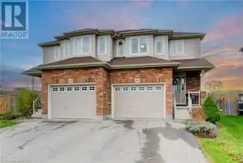 60 POND VIEW Drive, Wellesley, Ontario N0B2T0, 3 Bedrooms Bedrooms, ,4 BathroomsBathrooms,All Houses,For Sale,POND VIEW,40673699