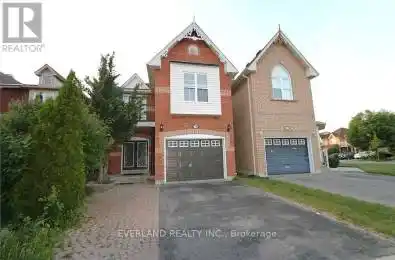 74 Colonial Crescent Richmond Hill (Oak Ridges Lake Wilcox) Ontario L4