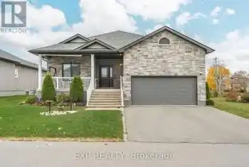 4 Dorchester Drive, Prince Edward County (Wellington), Ontario K0K3L0, 2 Bedrooms Bedrooms, ,3 BathroomsBathrooms,All Houses,For Sale,Dorchester,X10409986