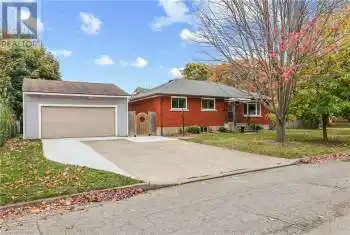 26 MILLWARD Avenue, St. Catharines (442 - Vine/Linwell), Ontario L2N1P6, 5 Bedrooms Bedrooms, ,2 BathroomsBathrooms,All Houses,For Sale,MILLWARD,X10413299