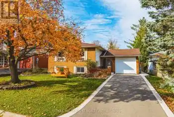 81 Skyline Drive, Hamilton (Dundas), Ontario L9H3S3, 5 Bedrooms Bedrooms, ,2 BathroomsBathrooms,All Houses,For Sale,Skyline,X10409941