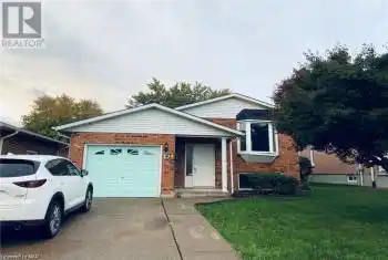 171 WOODROW Street Unit# upper, St. Catharines (455 - Secord Woods), Ontario L2P3V8, 3 Bedrooms Bedrooms, ,1 BathroomBathrooms,All Houses,For Rent,WOODROW,X10413447