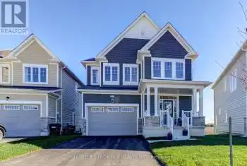 10 Shapira Avenue, Wasaga Beach, Ontario L9Z0K2, 4 Bedrooms Bedrooms, ,3 BathroomsBathrooms,All Houses,For Sale,Shapira,S10410341