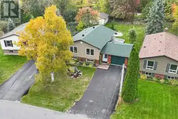 445 Mooney Crescent, Orillia, Ontario L3V6R5, 3 Bedrooms Bedrooms, ,2 BathroomsBathrooms,All Houses,For Sale,Mooney,S10409553