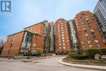 5795 YONGE Street Unit# 707, North York, Ontario M2M4J3, 2 Bedrooms Bedrooms, ,2 BathroomsBathrooms,Condo,For Sale,YONGE,40674668