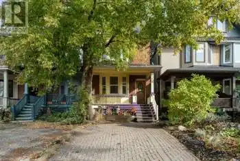 535 Brunswick Avenue, Toronto (Annex), Ontario M5R2Z6, 6 Bedrooms Bedrooms, ,3 BathroomsBathrooms,All Houses,For Sale,Brunswick,C10408798