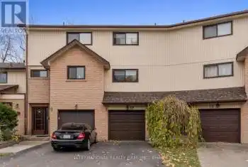 17 Dawson Crescent Unit# 17, Brampton (Brampton North), Ontario L6V3M5, 3 Bedrooms Bedrooms, ,2 BathroomsBathrooms,All Houses,For Sale,Dawson,W10410529