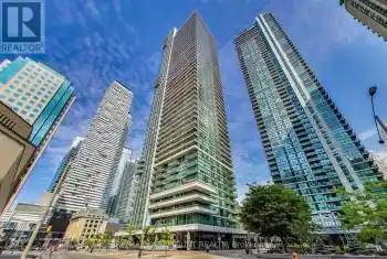 33 Bay Street Unit# 310, Toronto (Waterfront Communities), Ontario M5J2Z3, 1 Bedroom Bedrooms, ,1 BathroomBathrooms,Condo,For Rent,Bay,C10411781