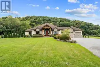 1559 York Road, Niagara-on-the-Lake, Ontario L0S1J0, 4 Bedrooms Bedrooms, ,3 BathroomsBathrooms,All Houses,For Sale,York,X10412871