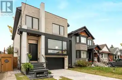 211 Woodycrest Avenue Toronto (Danforth Village-East York) Ontario M4J