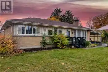 90 EARLSCOURT Crescent, Woodstock, Ontario N4S5H3, 2 Bedrooms Bedrooms, ,2 BathroomsBathrooms,All Houses,For Sale,EARLSCOURT,40674418