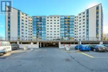 19 WOODLAWN Road Unit# 905, Guelph, Ontario N1H7B1, 3 Bedrooms Bedrooms, ,2 BathroomsBathrooms,Condo,For Sale,WOODLAWN,40675669