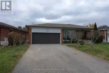 3164 Fieldgate Drive, Mississauga (Applewood), Ontario L4X2H4, 2 Bedrooms Bedrooms, ,1 BathroomBathrooms,All Houses,For Rent,Fieldgate,W10416225