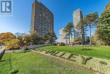 715 Don Mills Road Unit# 1005, Toronto (Flemingdon Park), Ontario M3C1S4, 2 Bedrooms Bedrooms, ,1 BathroomBathrooms,Condo,For Rent,Don Mills,C10416830