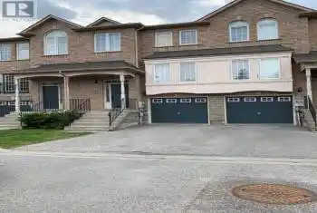 19 Foxchase Avenue Unit# 61, Vaughan (East Woodbridge), Ontario L4L9H1, 3 Bedrooms Bedrooms, ,3 BathroomsBathrooms,All Houses,For Rent,Foxchase,N10417035