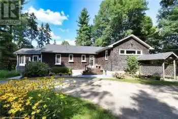 1282 GOVERNORS Road, Dundas, Ontario L9H5E3, 4 Bedrooms Bedrooms, ,2 BathroomsBathrooms,All Houses,For Sale,GOVERNORS,40674513