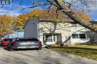 65 ROBERTS Crescent Kitchener Ontario N2E1A6