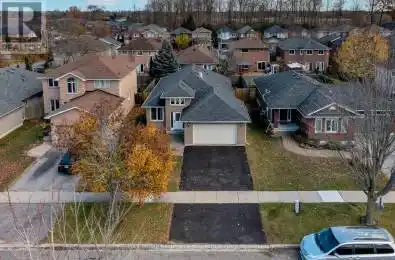 75 Avondale Drive Clarington (Courtice) Ontario L1E2Y8