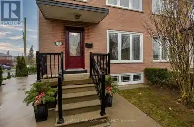 15 Brigham Court Toronto (Elms-Old Rexdale) Ontario M9W1T7