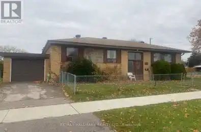 32 jeffcoat Drive Toronto (West Humber-Clairville) Ontario M9W3B5