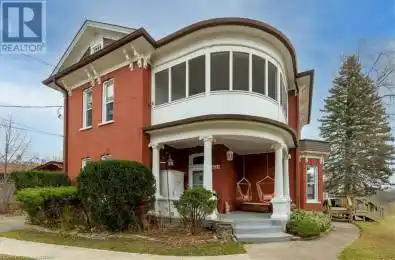 635 LAUREL Street Unit# Upper Cambridge Ontario N3H3Z1