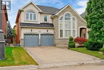 98 Ames Crescent, Aurora, Ontario L4G0C3, 5 Bedrooms Bedrooms, ,4 BathroomsBathrooms,All Houses,For Sale,Ames,N10418605