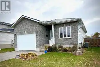 123 MACDOUGALL Drive, Loyalist (Amherstview), Ontario K7N0A2, 3 Bedrooms Bedrooms, ,3 BathroomsBathrooms,All Houses,For Sale,MACDOUGALL,X10420482