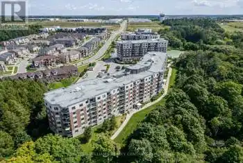 460 William Graham Drive Unit# 318, Aurora, Ontario L4G1X9, 2 Bedrooms Bedrooms, ,2 BathroomsBathrooms,Condo,For Sale,William Graham,N10420315