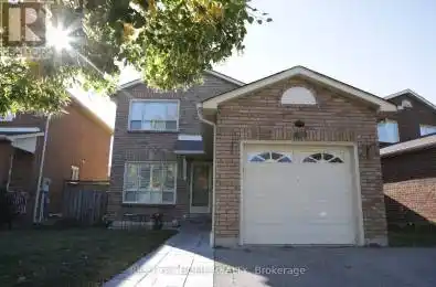 429 Laurentian Avenue Mississauga (Hurontario) Ontario L4Z2J7