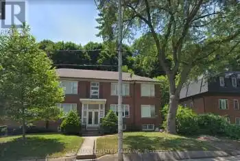 230 South Kingsway Unit# 11, Toronto (High Park-Swansea), Ontario M6S3T9, 2 Bedrooms Bedrooms, ,1 BathroomBathrooms,All Houses,For Rent,South Kingsway,W10419968