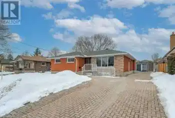 31 SUNNYLEA Crescent, Guelph, Ontario N1E1W3, 1 Bedroom Bedrooms, ,1 BathroomBathrooms,All Houses,For Rent,SUNNYLEA,40676698