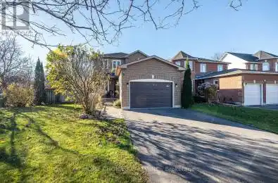 30 Edgerton Drive Clarington (Bowmanville) Ontario L1C4S7