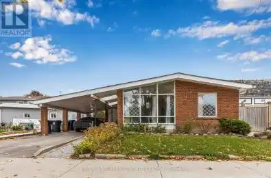 24 Masseygrove Crescent Toronto (Mount Olive-Silverstone-Jamestown) On