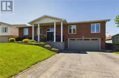 474 GRANDVIEW Drive Wingham Ontario N0G2W0