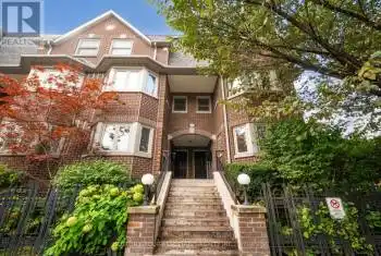 48D Crawford Street, Toronto (Niagara), Ontario M6J3T6, 2 Bedrooms Bedrooms, ,3 BathroomsBathrooms,All Houses,For Sale,Crawford,C10421989