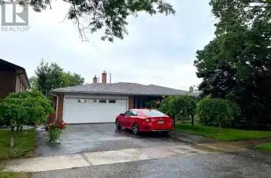 3237 Grassfire Crescent Mississauga (Applewood) Ontario L4Y3J8