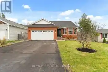 115 Palmer Road, Belleville, Ontario K8P4C7, 3 Bedrooms Bedrooms, ,2 BathroomsBathrooms,All Houses,For Sale,Palmer,X10422395